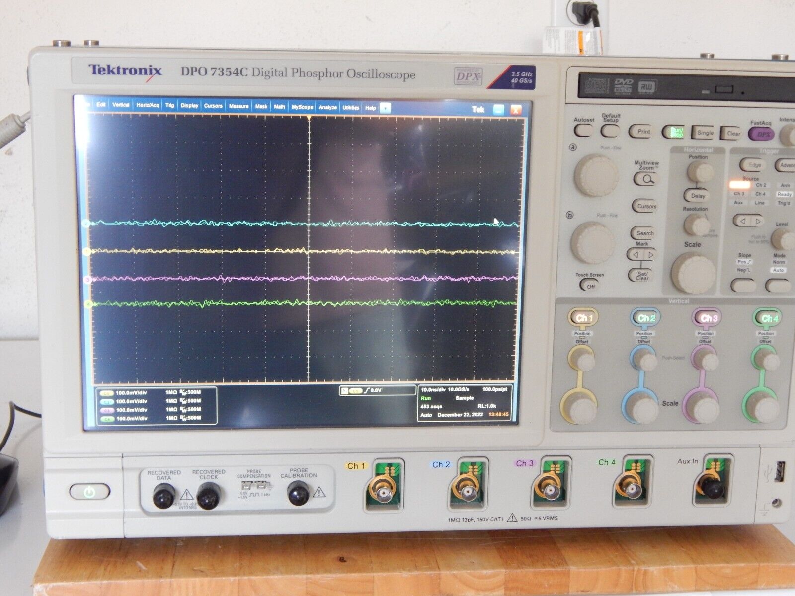 Tektronix DPO7354C 4 Channel 3.5GHz Phosphor Oscilloscope Tektronix DPO7354C 4 Channel 3.5GHz Phosphor Oscilloscope